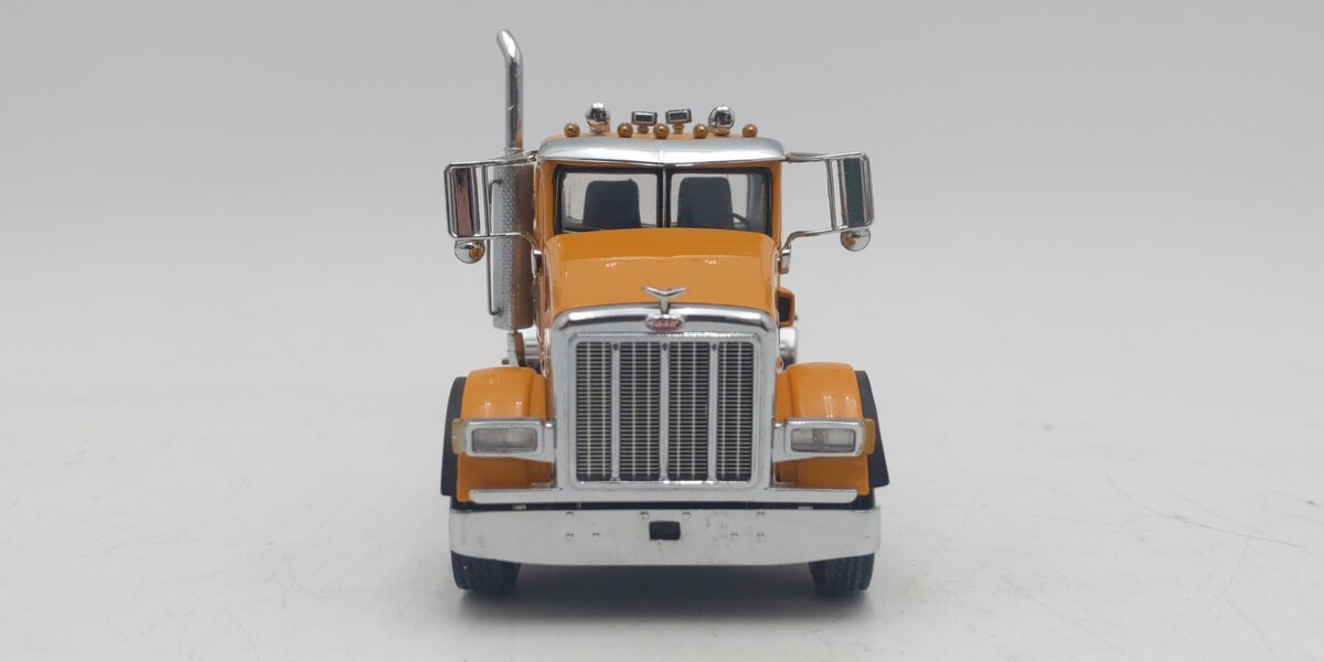 Sword Models 1:50 Scale Die-Cast Kokosing Peterbilt Semi-Truck LN