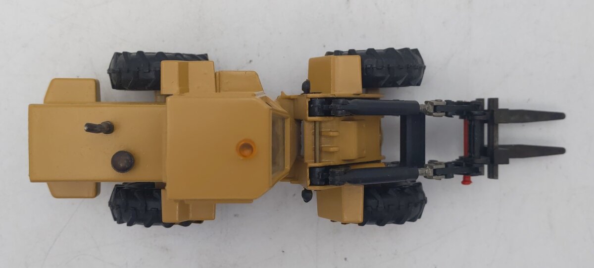 Conrad 1:50 Die-Cast Caterpillar IT28 Wheel Loader EX