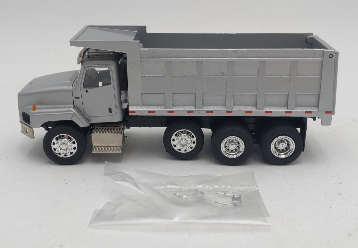 Conrad 1:50 Die-Cast Silver 5600 International Dump Truck EX
