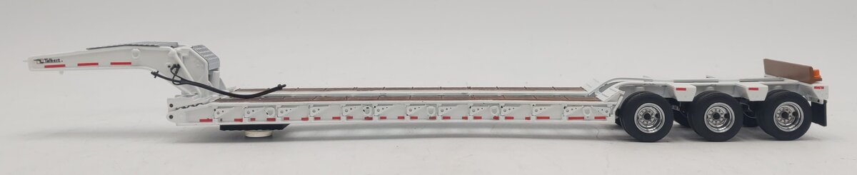 First Gear 1:50 Die-Cast Tri-Axle Lowboy Trailer LN