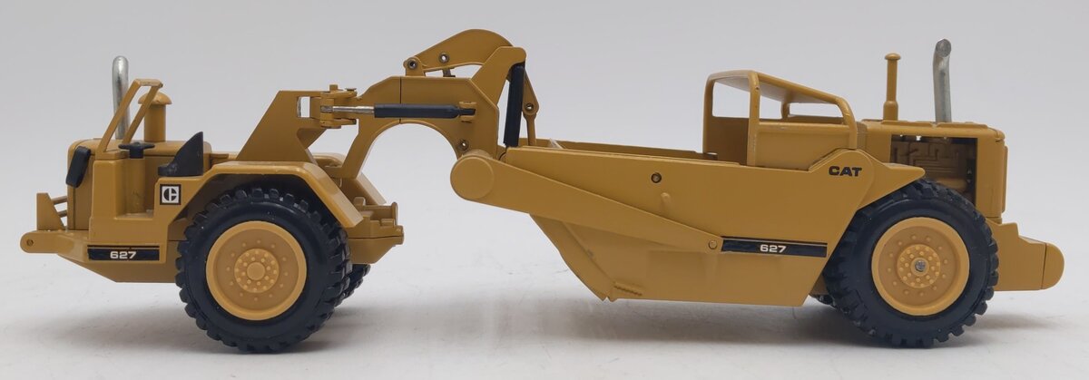 NZG 126 1:50 Caterpillar 627 Scraper EX/Box