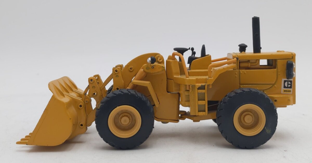 ARPRA Supermini 1:50 Die-Cast Caterpillar 966R Wheel Loader EX/Box