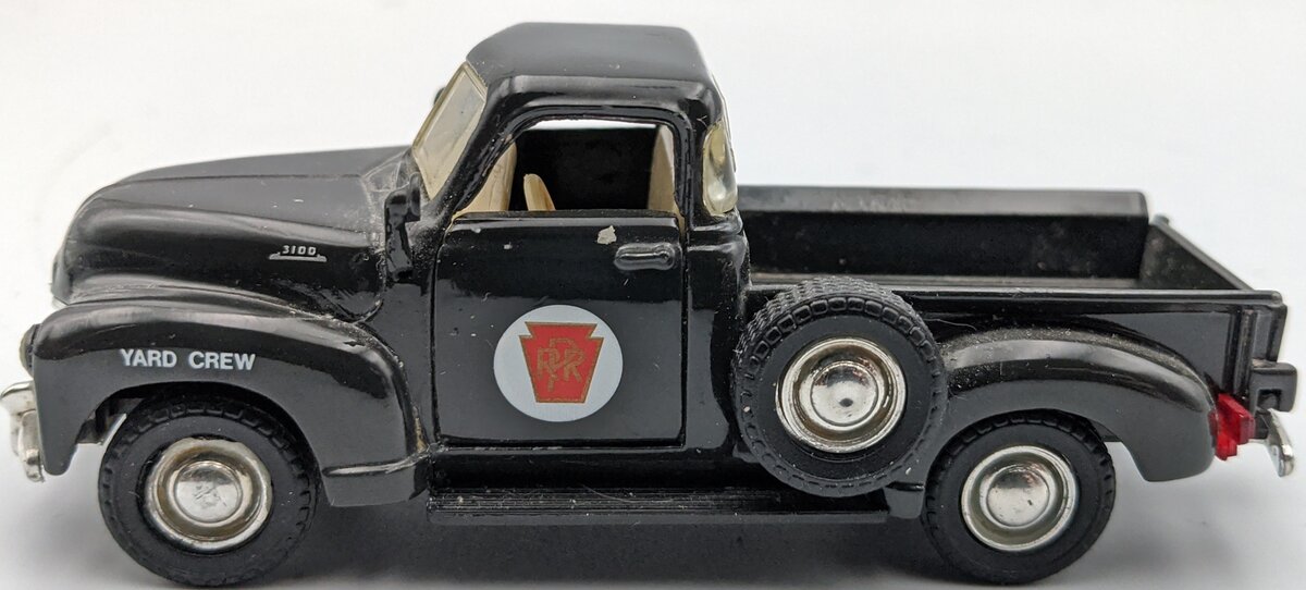 Road Champs 1:43 1953 Chevrolet 3100 pickup
