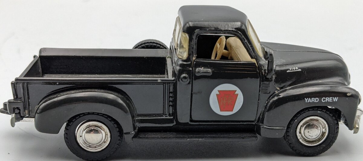 Road Champs 1:43 1953 Chevrolet 3100 pickup