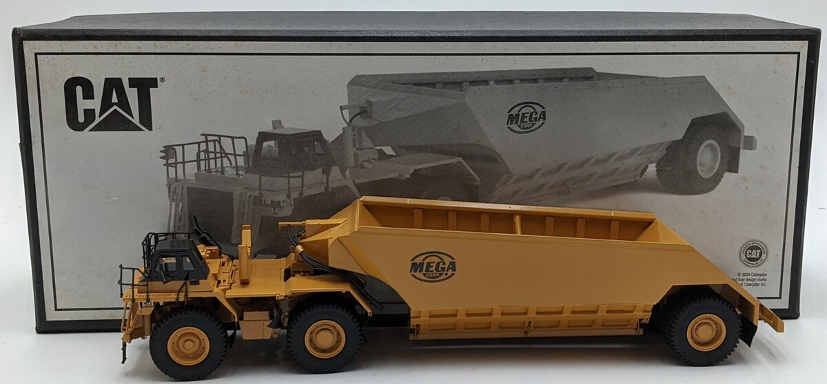 CCM 776 1:87 Brass Caterpillar 776 w/ Mega Dump Trailer NIB