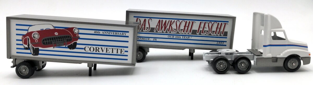 Winross 1992 1:64 Scale Diecast Tractor w/ Two Trailers NIB