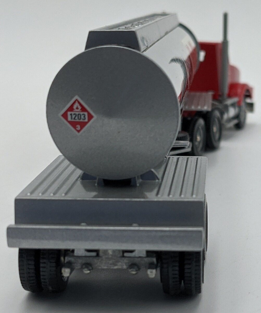 Winross 1203 1:64 Tanker Truck Red-Kap Industries Red & Silver NIB