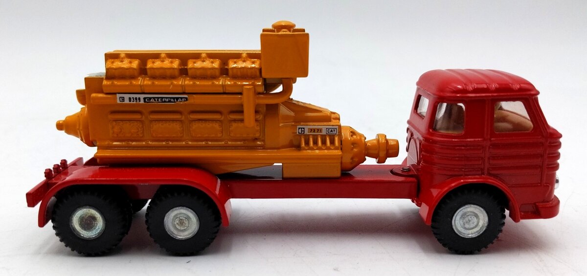 Joal 207 1:50 Scale Trailer Truck w/ Marine Motor VG/Box