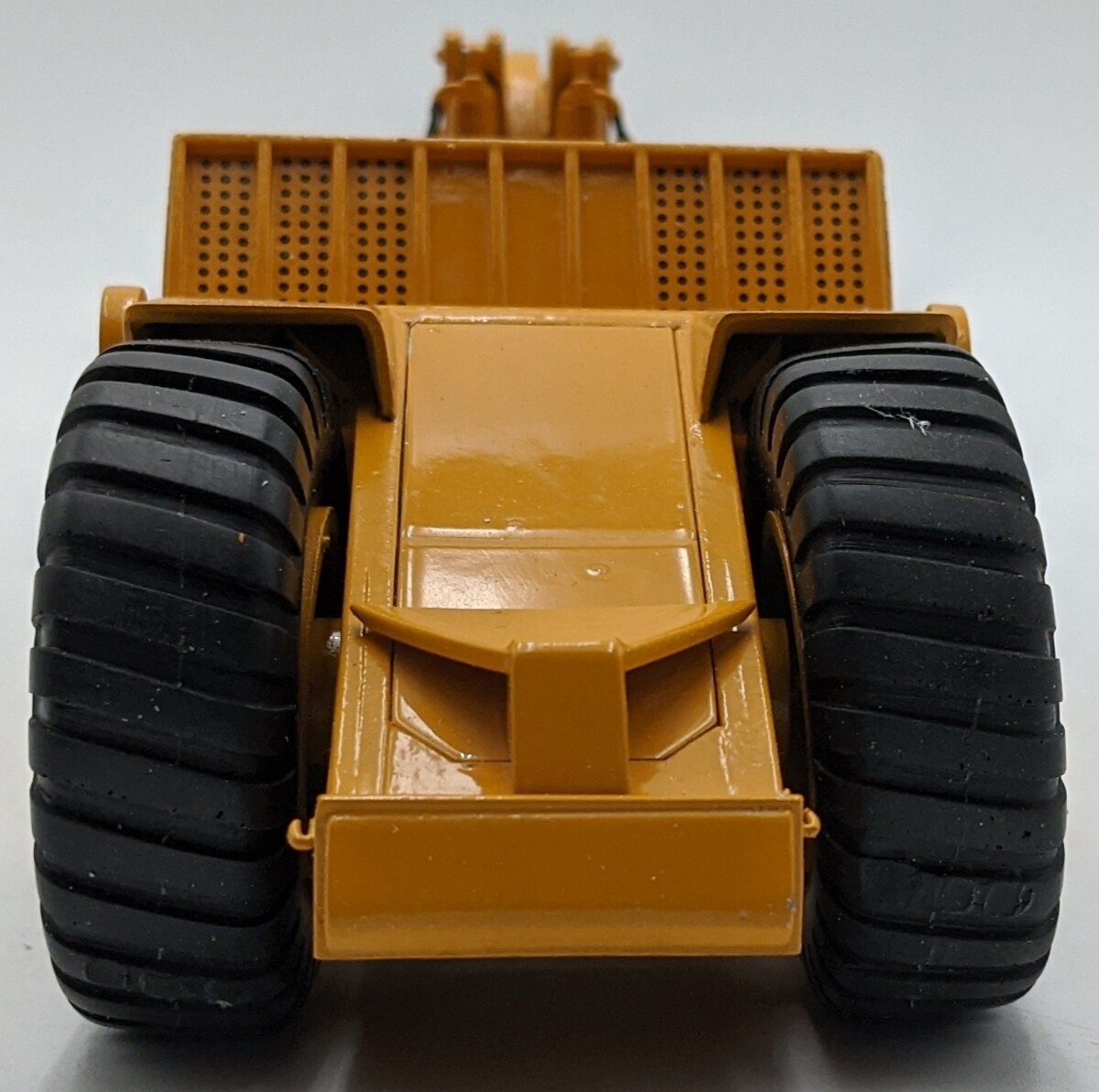 Caterpillar 660 1:50 Diecast Black Rat Caterpillar 660 Scraper VG/Box