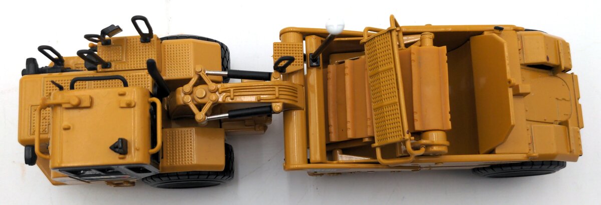 Norscot 55235 1:50 Scale Diecast Caterpillar 613G Wheel Tractor-Scraper Replica EX/Box