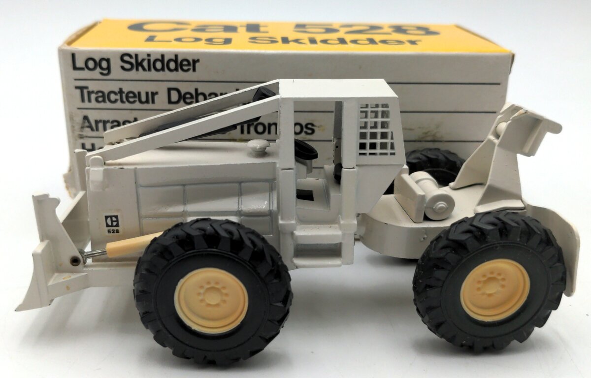 NZG 220 1:50 Scale Diecast Caterpillar 528 Log Skidder EX/Box