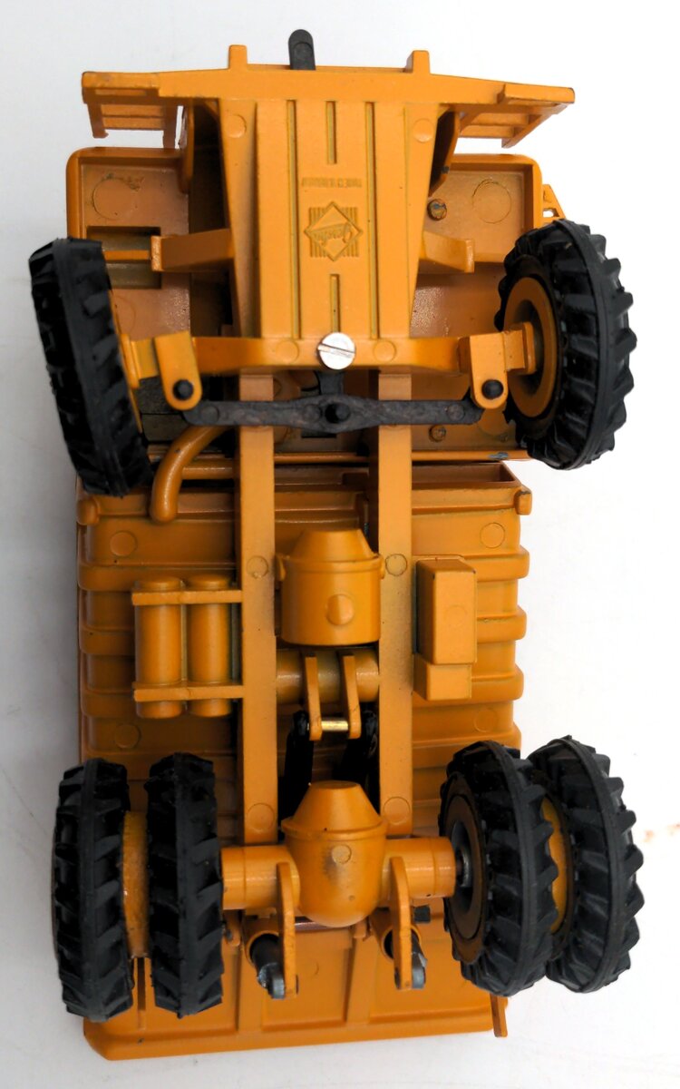 Gecha 276 1:50 Scale Diecast Caterpillar 769B Dump Truck EX/Box