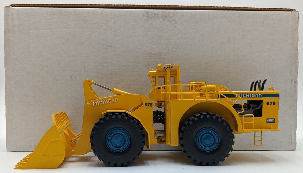 EMD 105 1:50 Diecast EMDN Michigan 675 Wheel Loader w/Blue Trim VG/Box