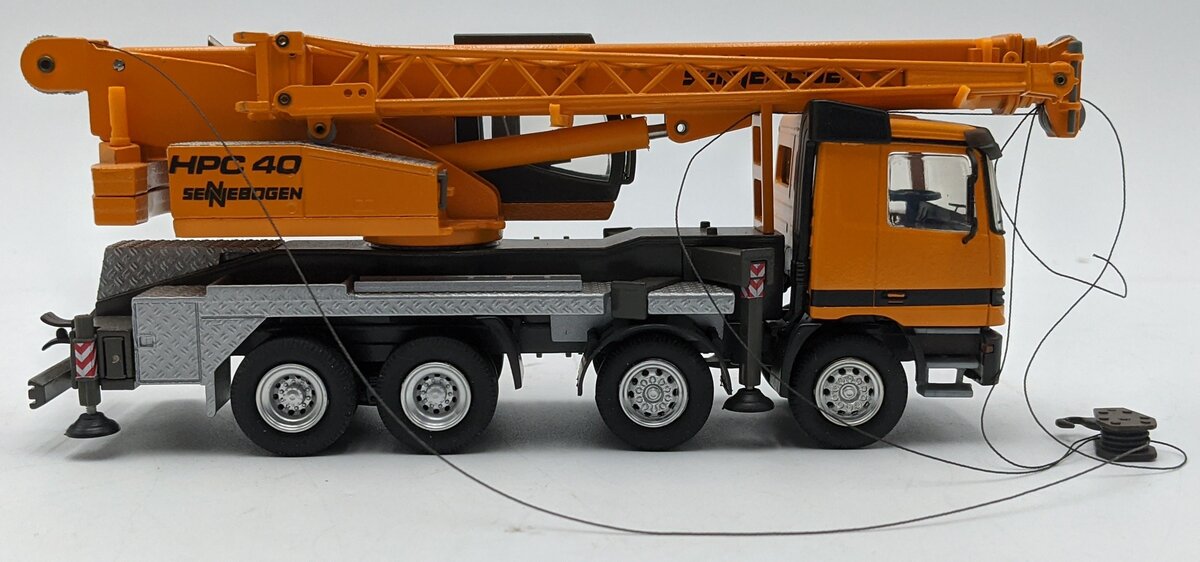 Conrad 40141 1:50 Diecast Sennebogen Mercedes HPC 40 Truck Crane NIB