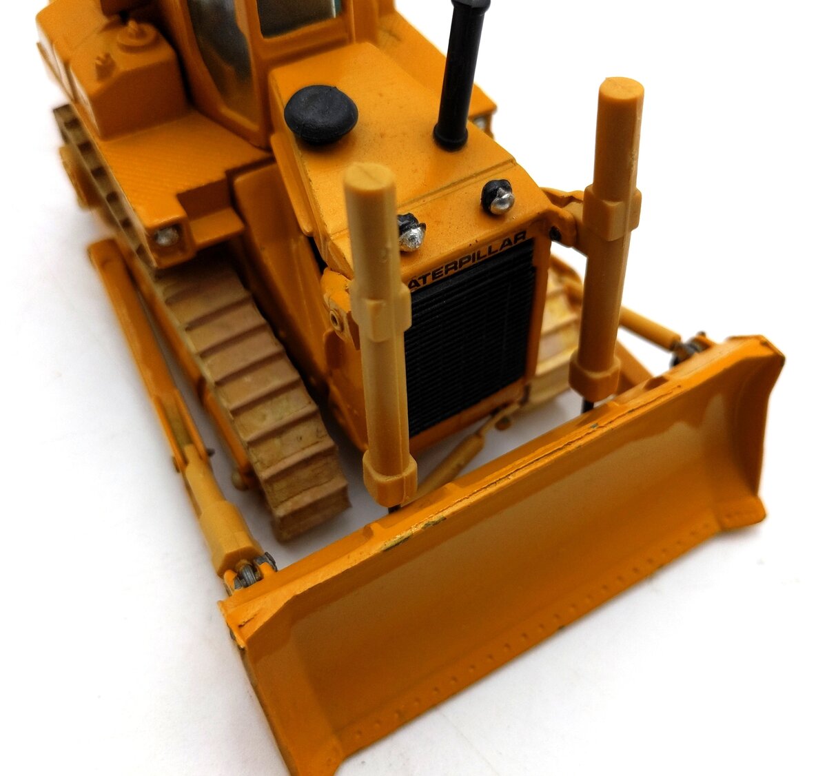 ARPRA Supermini 1:50 Scale Caterpillar D8L Bulldozer VG/Box