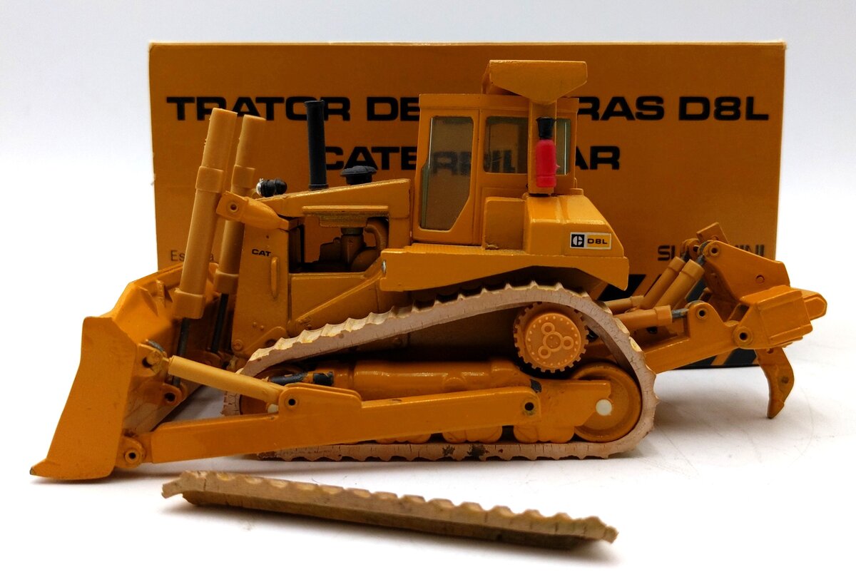 ARPRA Supermini 1:50 Scale Caterpillar D8L Bulldozer VG/Box