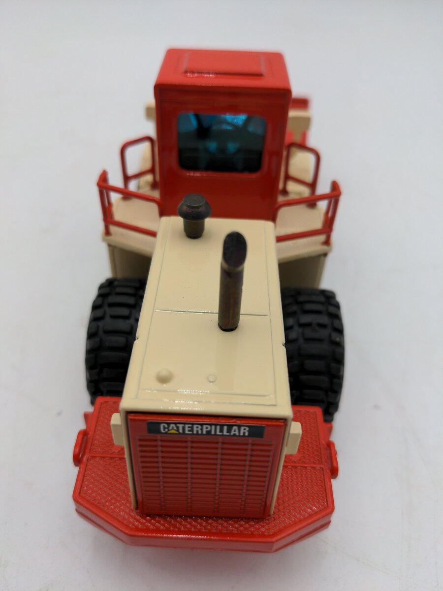 NZG 167 1:50 Scale Diecast Caterpillar 988F Wheel Loader EX/Box