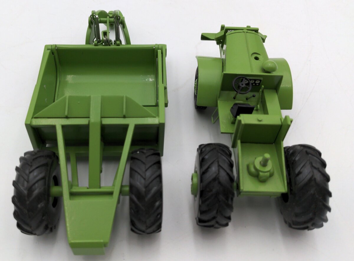 EMD C02 1:50 Scale Diecast 14TDT Euclid Tractor w/ 21SH Scraper VG