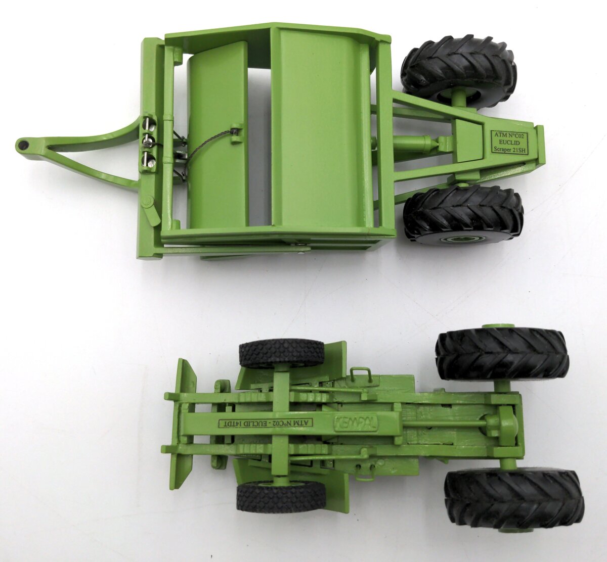 EMD C02 1:50 Scale Diecast 14TDT Euclid Tractor w/ 21SH Scraper VG