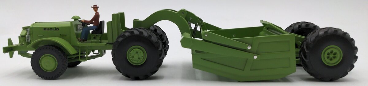 EMD C02 1:50 Scale Diecast 14TDT Euclid Tractor w/ 21SH Scraper VG