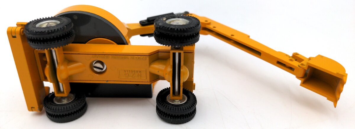 NZG 101 1:50 Weserhutte Backhoe Excavator VG/Box