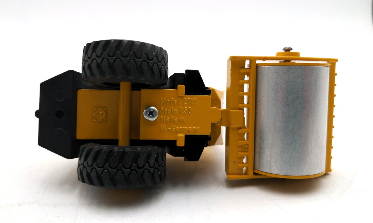 Conrad 2710 1:50 Scale BOMAG BW 213D-2 Single Drum Roller VG/Box
