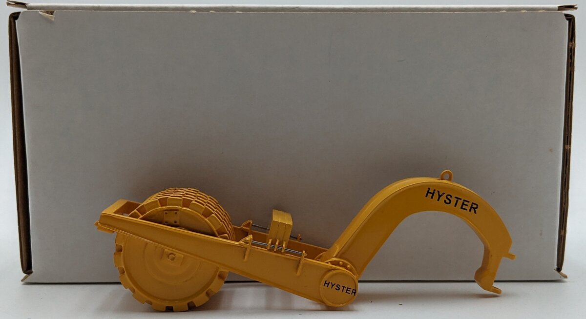 EMD EMDN057 1:50 Diecast Hyster DW20A Tow Packer NIB