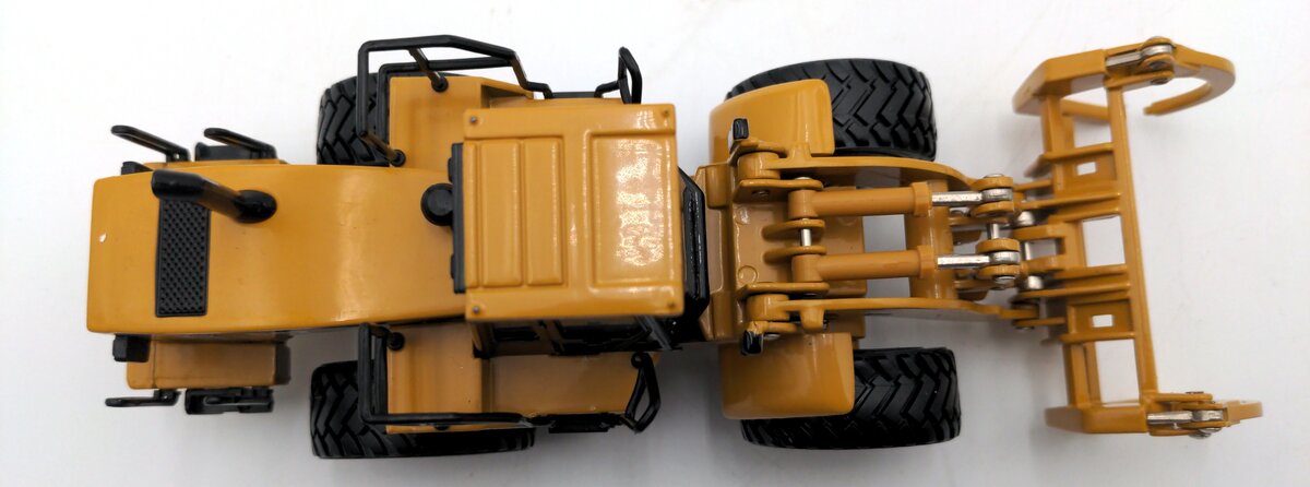 Norscot 55026 1:50 Diecast Caterpillar 980G Forest Machine