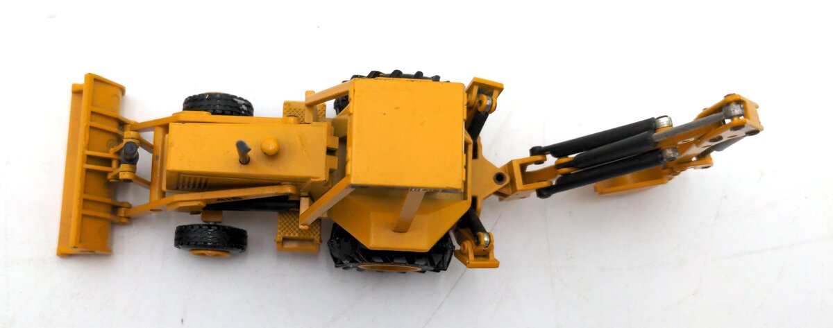 NZG 285 1:50 Scale Caterpillar 416 Backhoe Loader NIB
