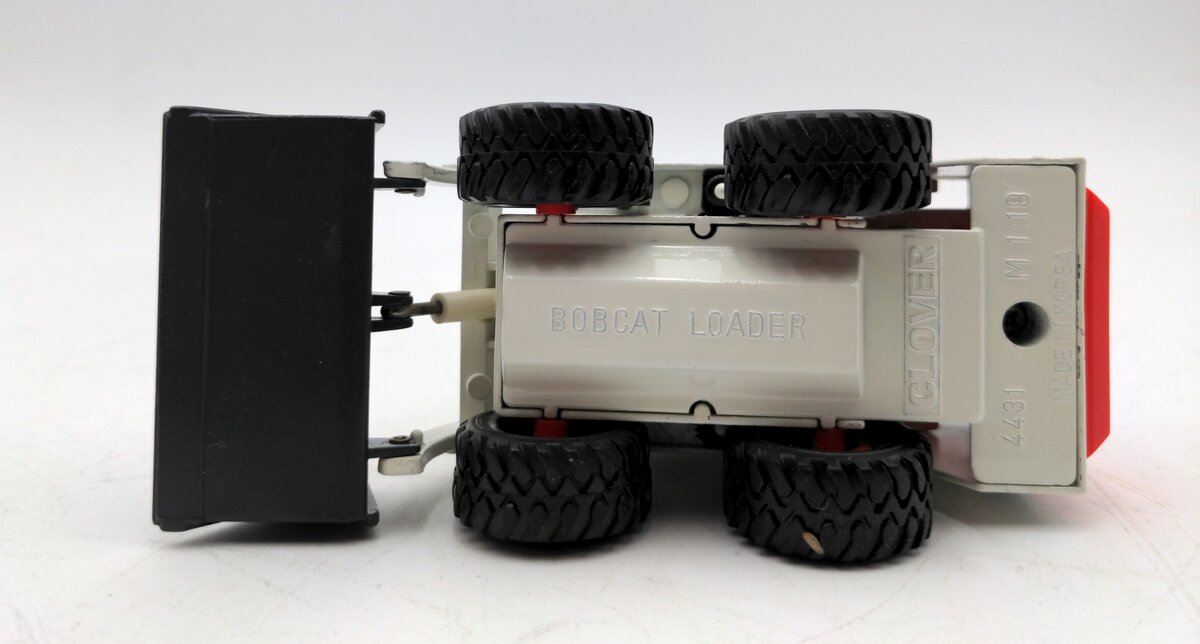 Melroe 4431 1:19 Scale Bobcat Loader Model 743 LN/Box