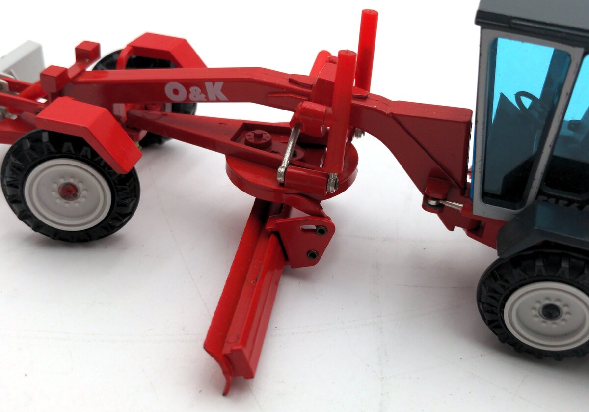 NZG 332 1:50 Scale Diecast O&K F156A Grader EX/Box