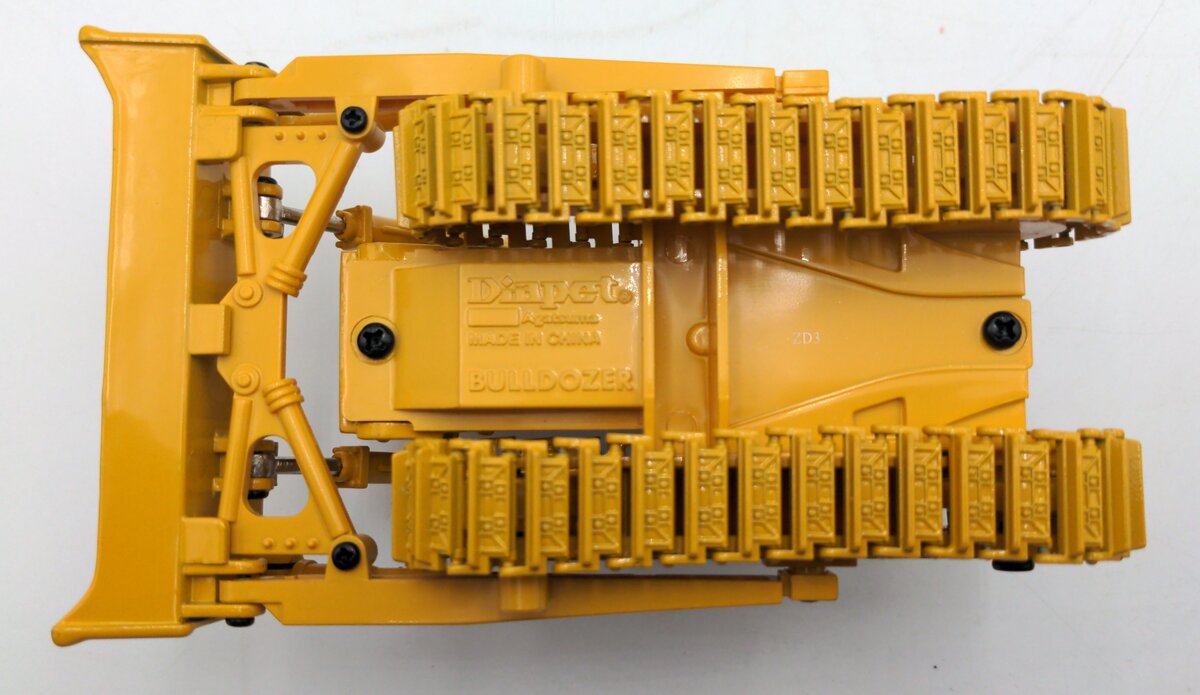 Yonezawa Toys DH-2001 1:55 Scale Diecast Komatsu D375A Bulldozer NIB
