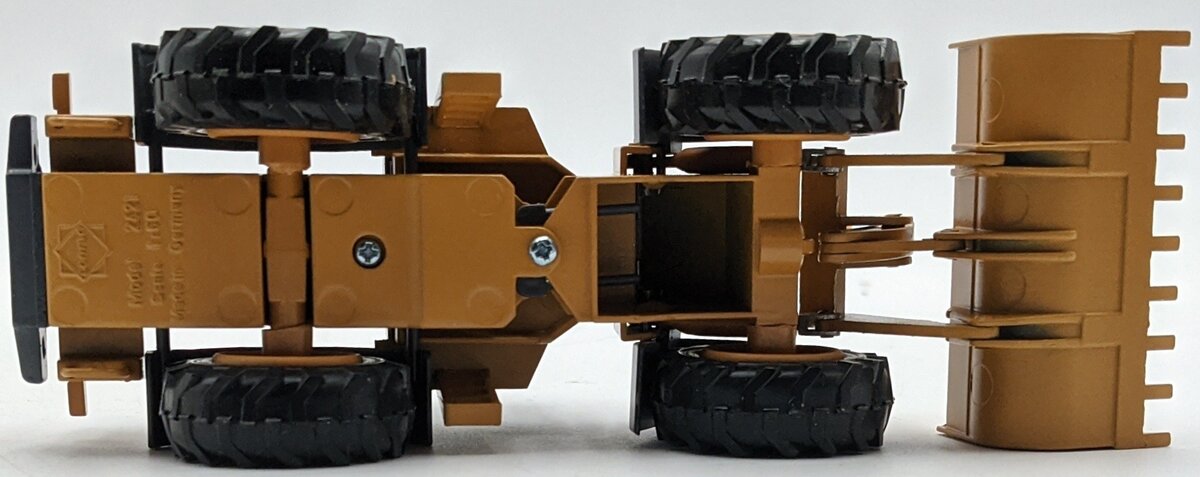 Conrad 2421 1:50 Diecast Furukawa 345 Wheel Loader NIB