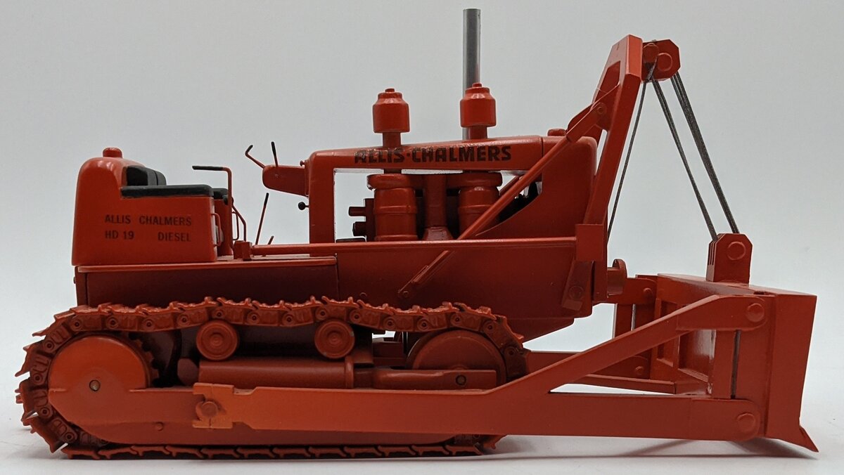 Carco 1:50 Diecast Allis-Chalmers HD19 Crawler Tractor NIB