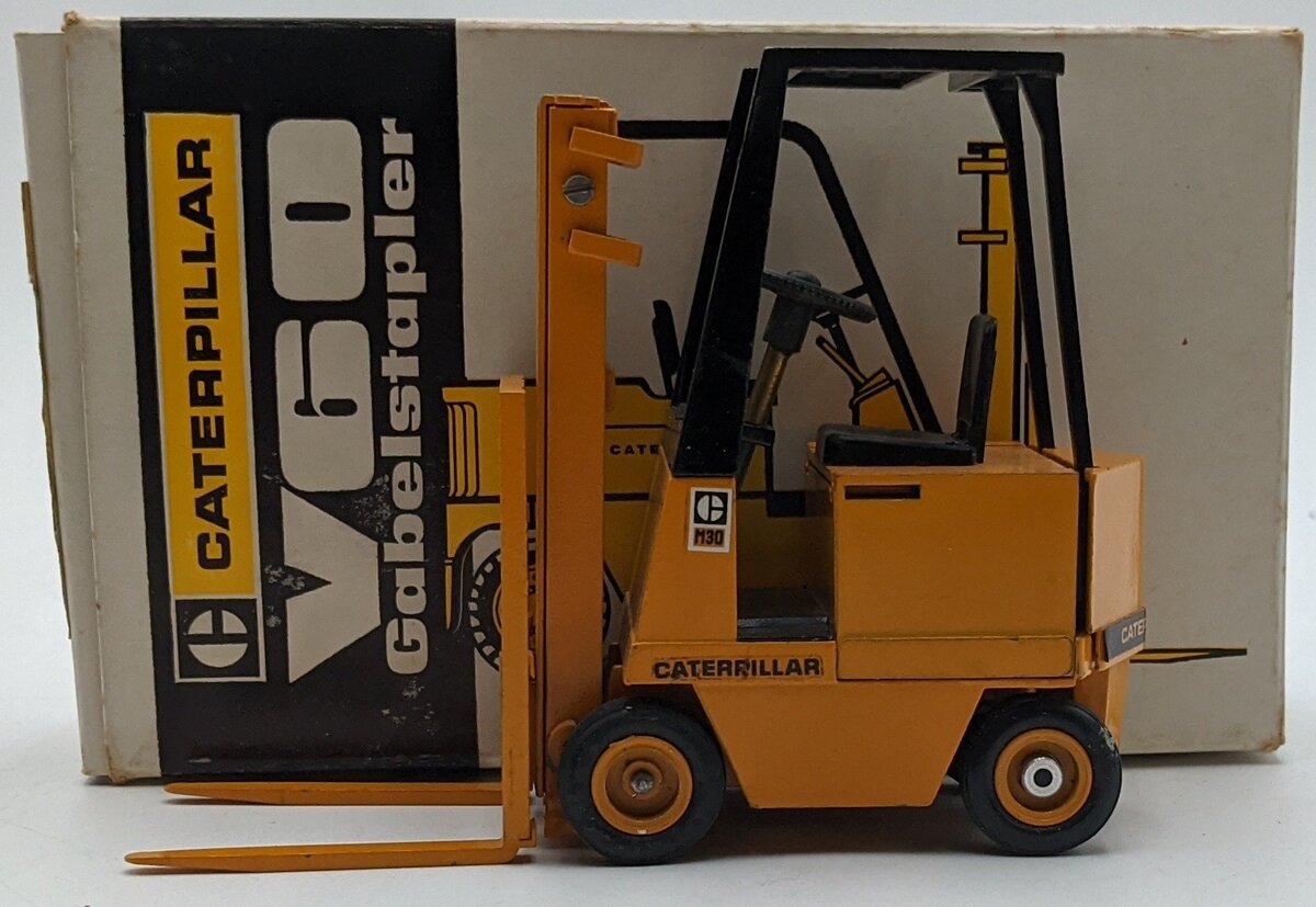 Gescha 298 1:25 Diecast Caterpillar V60 Fork Lift VG/Box