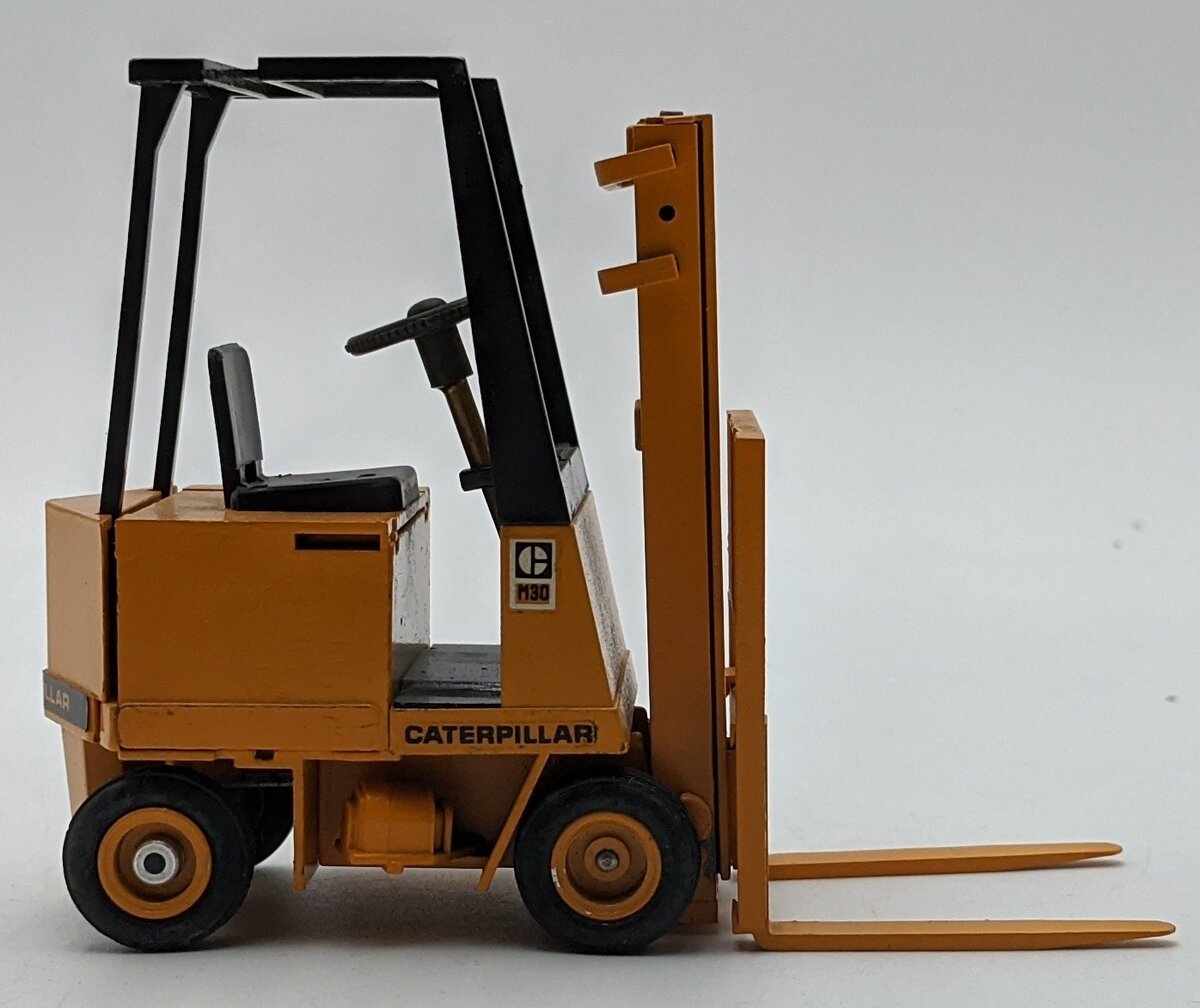 Gescha 298 1:25 Diecast Caterpillar V60 Fork Lift VG/Box