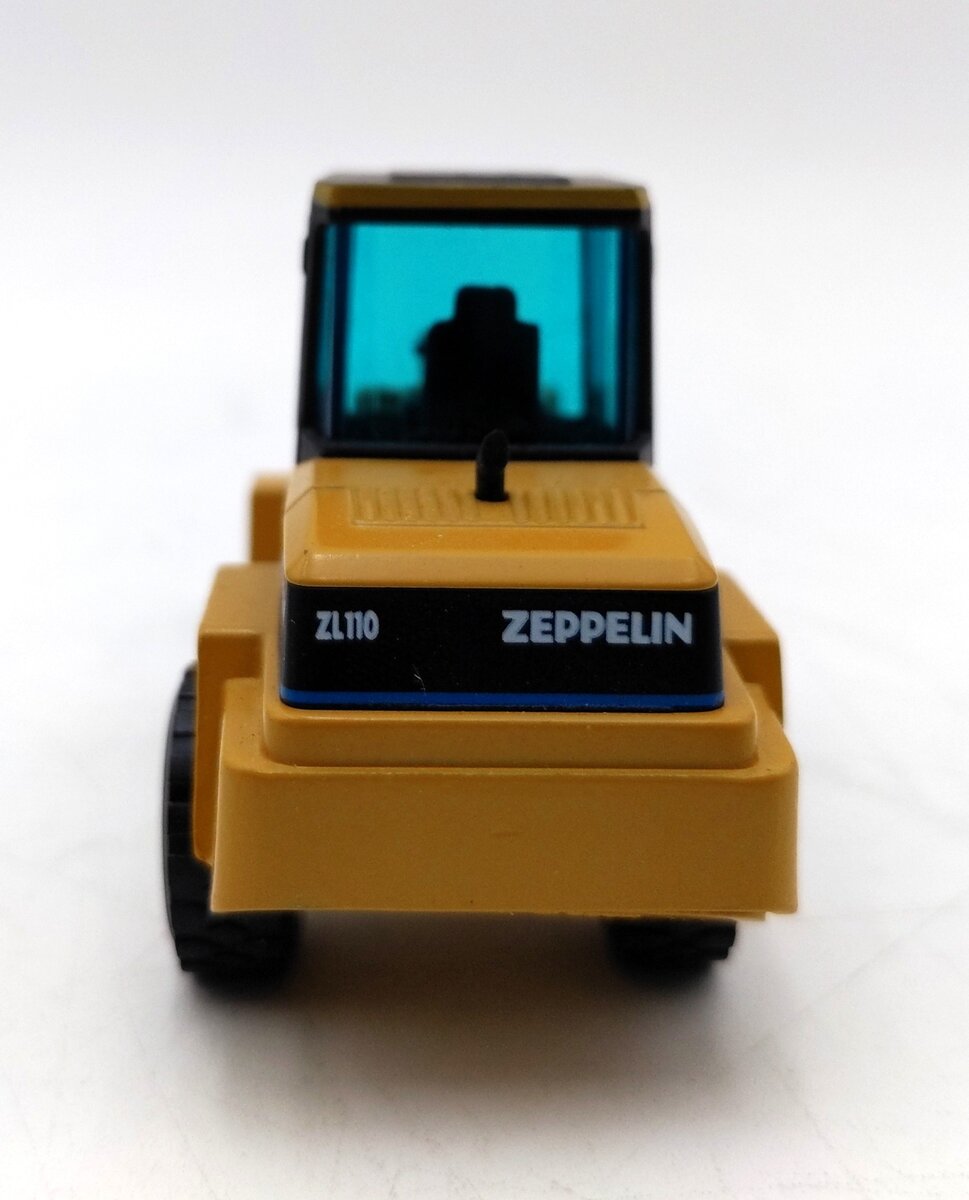 NZG 439 1:50 Scale Zeppelin ZL 110 Wheel-Type Loader NIB