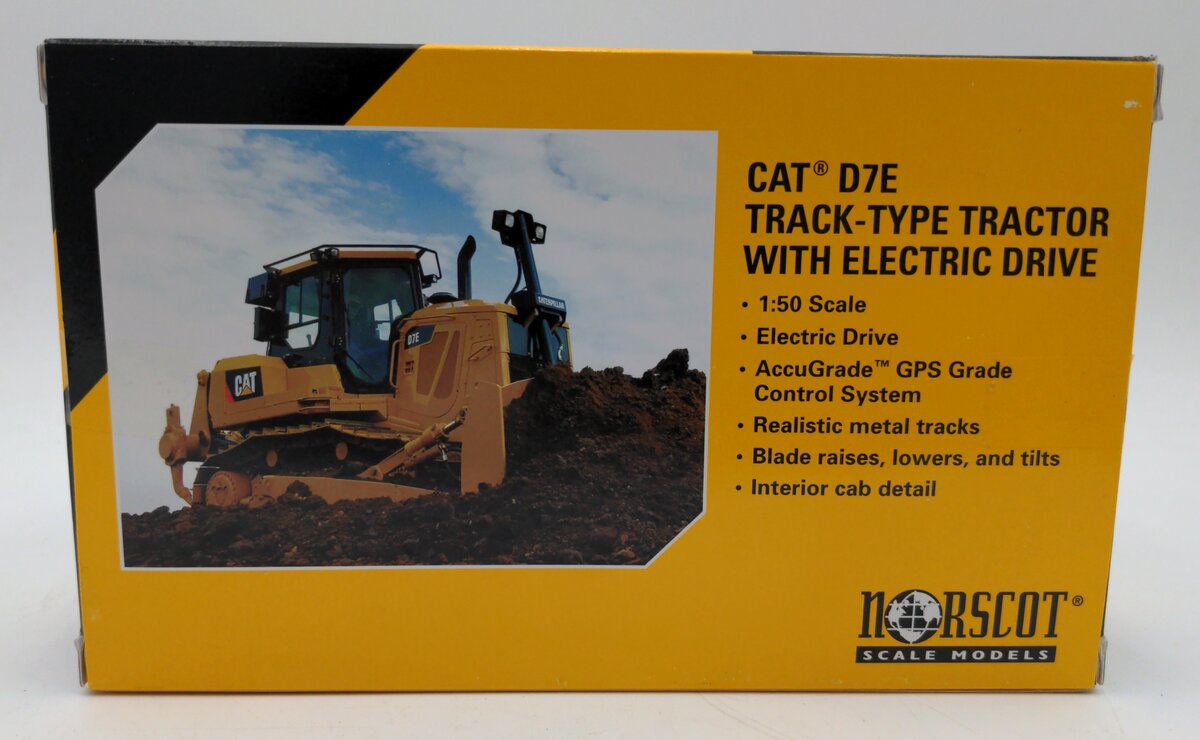 Norscot 55224 1:50 Diecast Caterpillar D7E Track-Type Tractor W/Electric Drive NIB