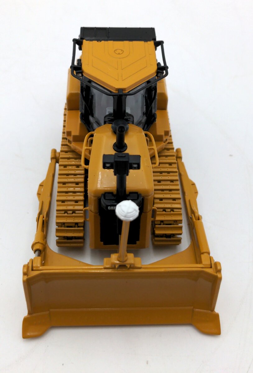 Norscot 55224 1:50 Diecast Caterpillar D7E Track-Type Tractor W/Electric Drive NIB