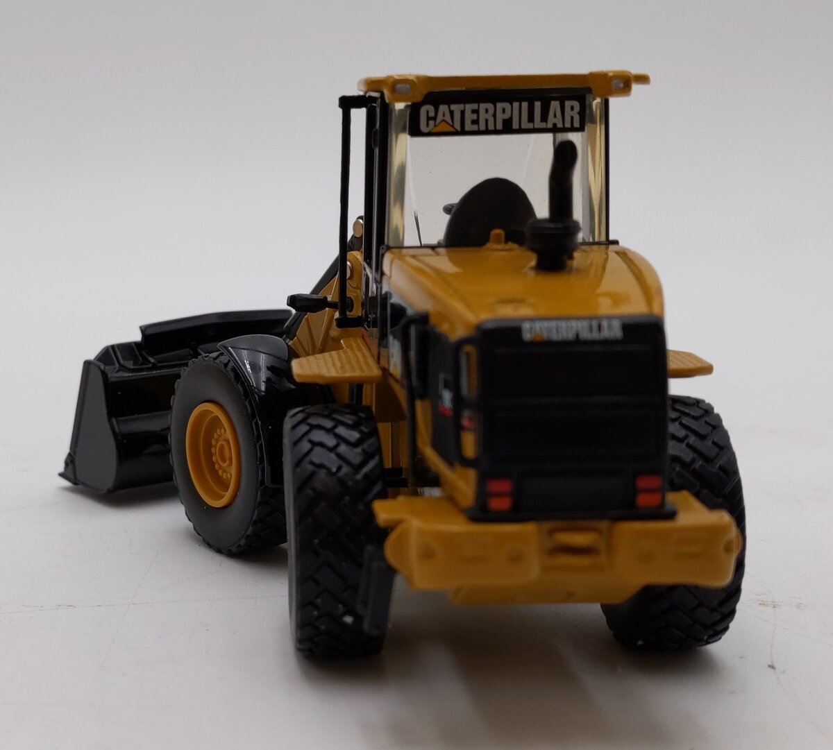 Norscot 55057 1:50 Diecast Caterpillar 924G Versalink Wheel Loader w/Work Tools LN/Box
