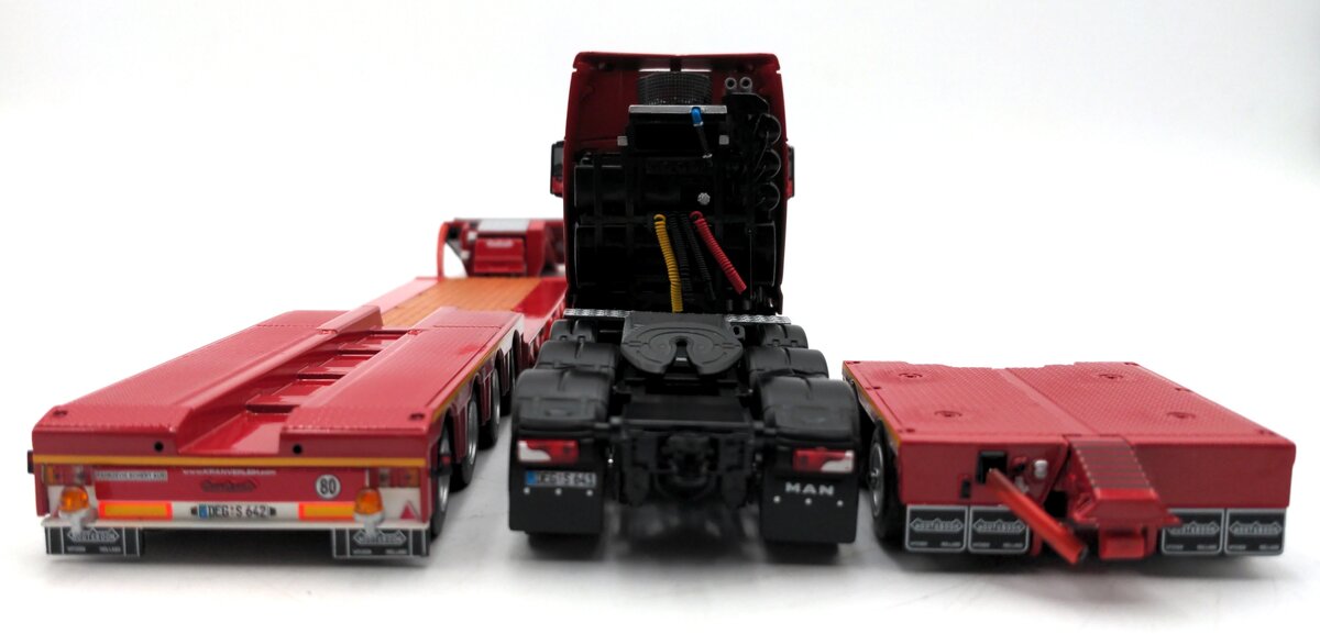 WSI 9959 1:50 Kran Sallinger Man TGX XXL 8x4 Euro Low-Loader & Interdolly NIB