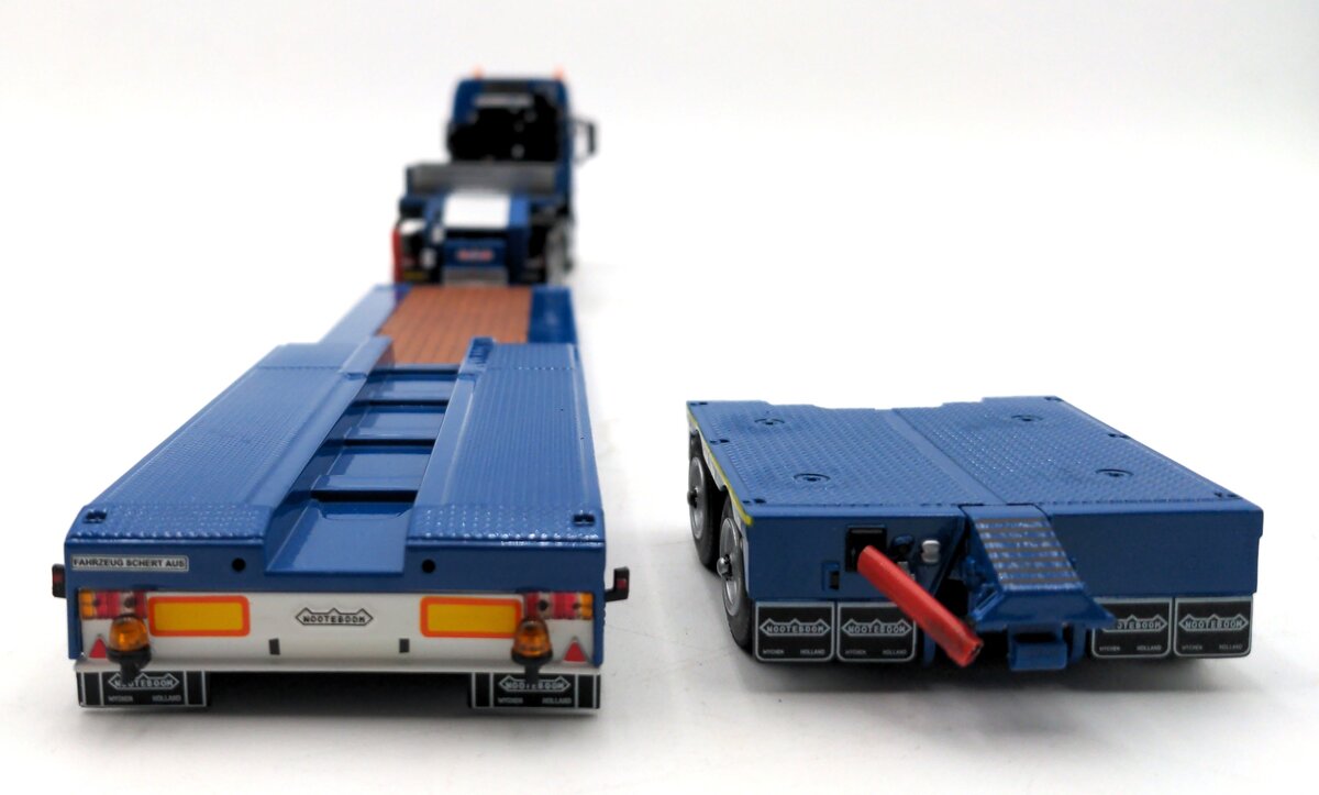 WSI 9477 1:50 Scale Van Santen Man TGX XXL 8x4 w/ Euro Low-Loader w/ Interdolly EX/Box