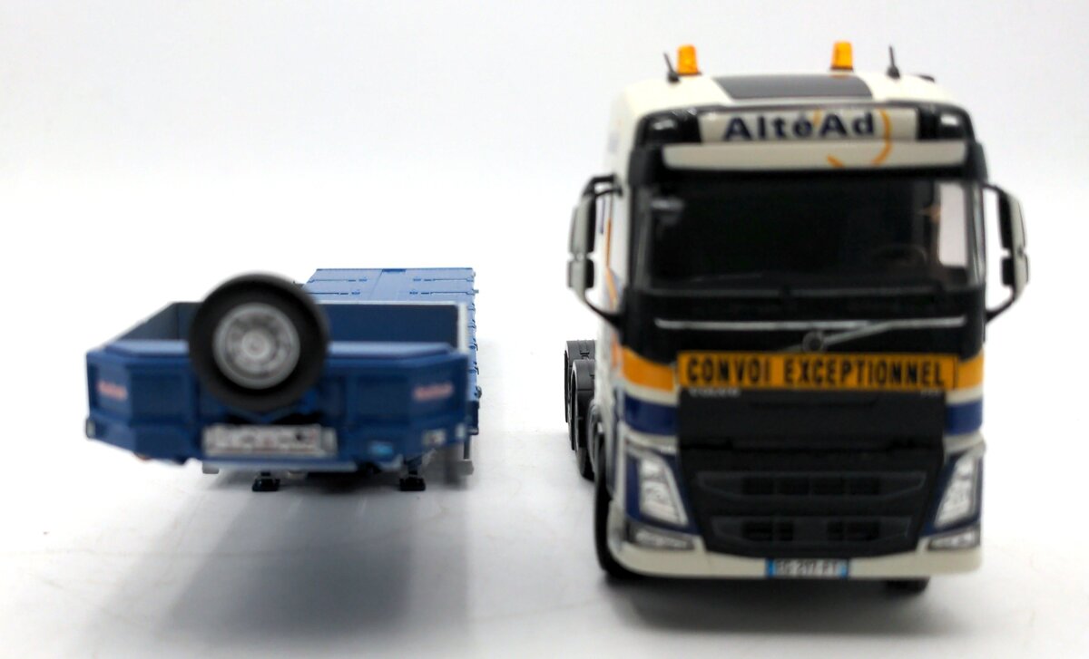 WSI 01-2463 1:50 Scale Altead Volvo FH4 Glob. 6x4 & Low Loader 5-Axel Pendel X NIB
