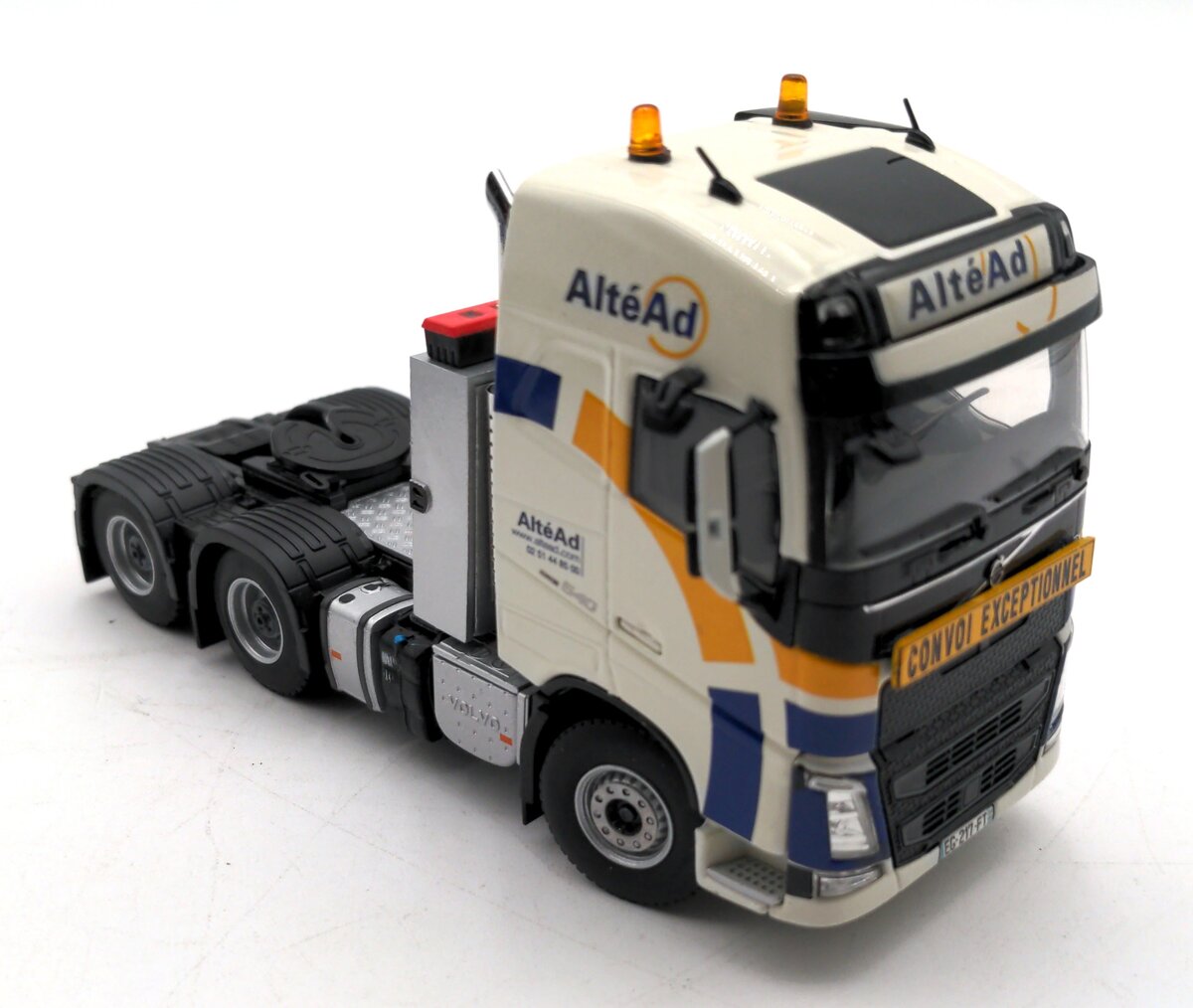 WSI 01-2463 1:50 Scale Altead Volvo FH4 Glob. 6x4 & Low Loader 5-Axel Pendel X NIB