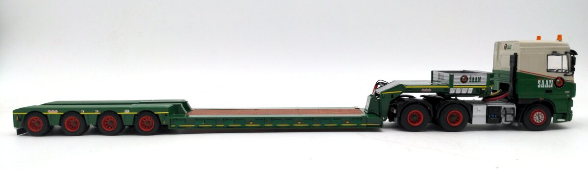 WSI 9270 1:50  Koninkijke Saan DAF XF95 6x4 w/ Nooteboom 4-axle Euro low loader VG/Box