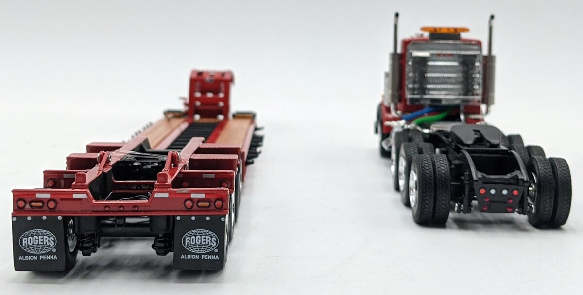 WSI 34-2024 1:50 Red Kenworth T800 8x4 Day Cab with 4-Axle Rogers Lowboy Trailer NIB