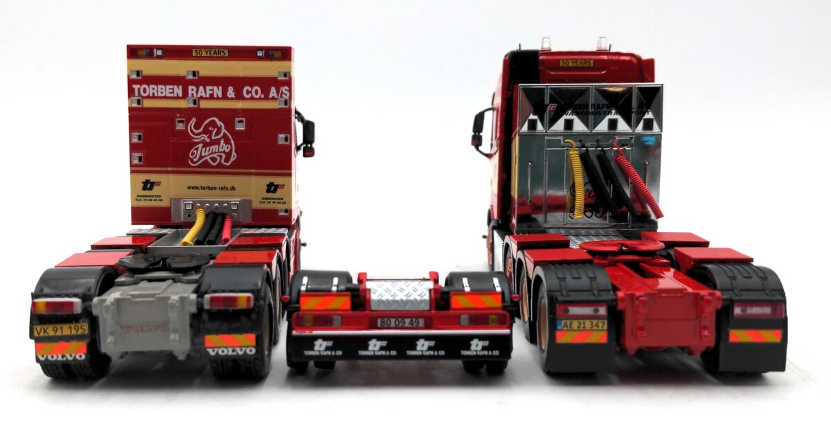 WSI 10-1487 1:50 Volvo FH4 Glob. XL 8x4 & Volvo FH2 Glob. XL 8x4 & Add on Axel VG/Box