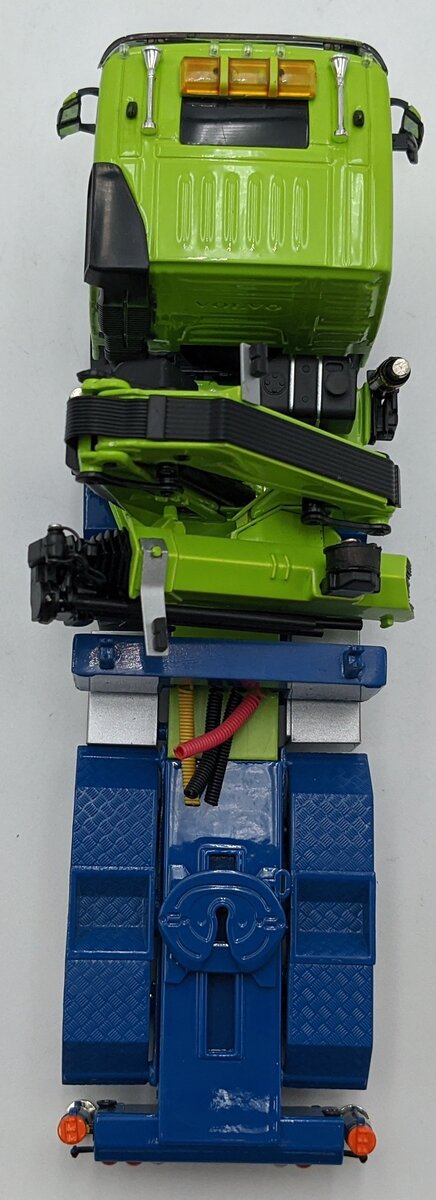 WSI 01-2233 1:50 Nordic Crane Volvo FH4 Sleeper Cab Tractor NIB