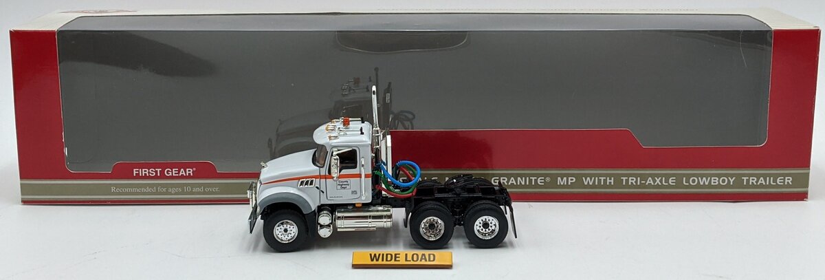 First Gear 59-3107 1:50 Mack Granite MP NIB
