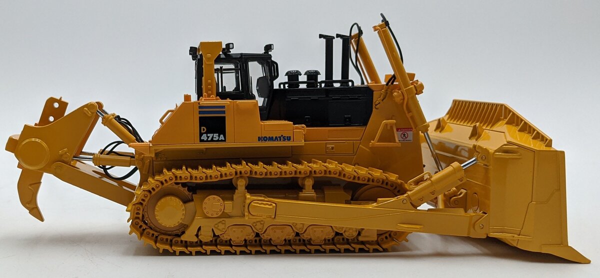 First Gear 50-3230 1:50 Komatsu D475A-5E0 Dozer W/Ripper NIB